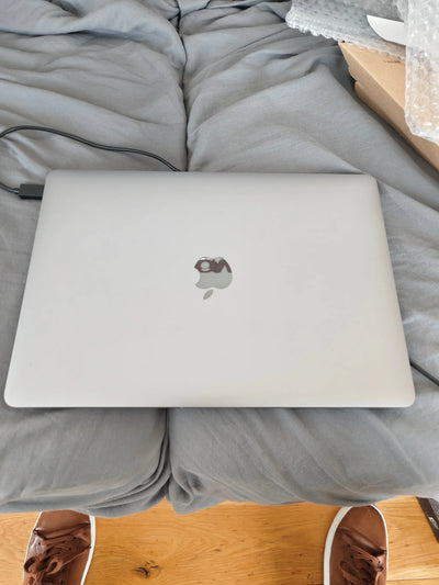 Macbook TECIN HOLDING
